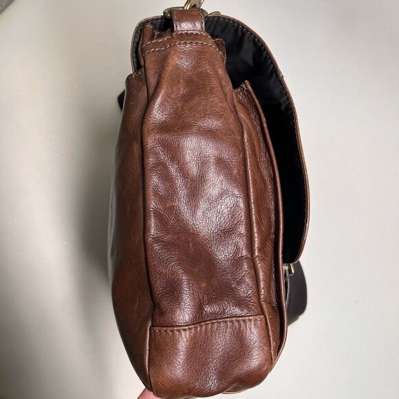 Fossil Leather Laptop Messenger Bag Brown Crossbody Shoulder Work Satchel Preppy - Picture 4 of 16